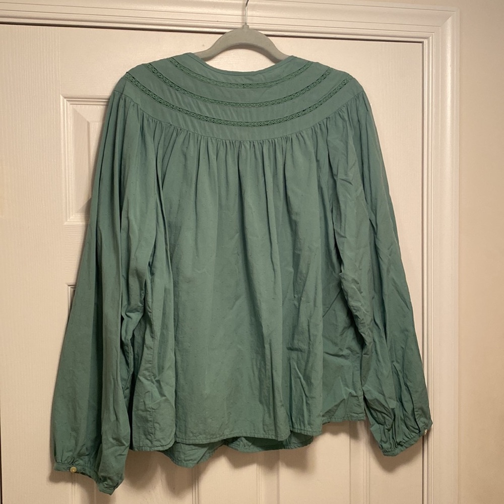 NWOT Universal Thread Long Sleeve Top…size XXL - Picture 2 of 5